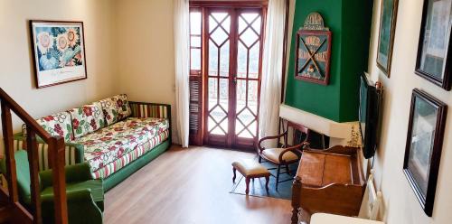 Alto do Capivari House | Apartamento Duplex em Campos do Jordão