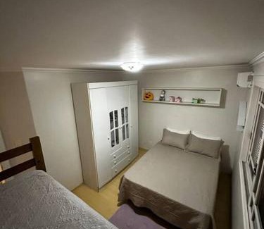 Borgo House | apartamento em bairro nobre suíte com ar condicionado e banheira com hidromassagem