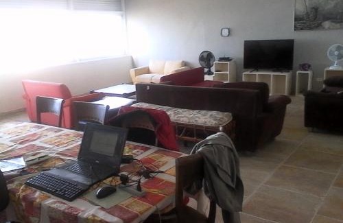 Morro do Maluf Apartment | Apartamento Gigante, pé na areia