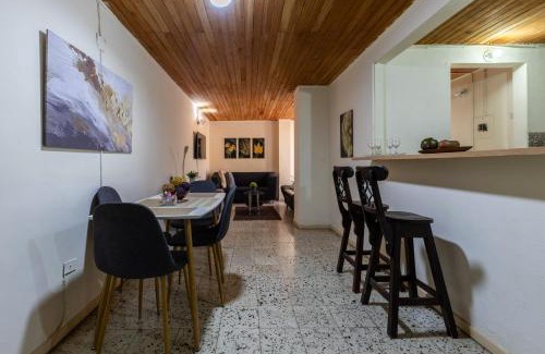 Manrique Apartment | apartamento grande, hermoso, acogedor y privado