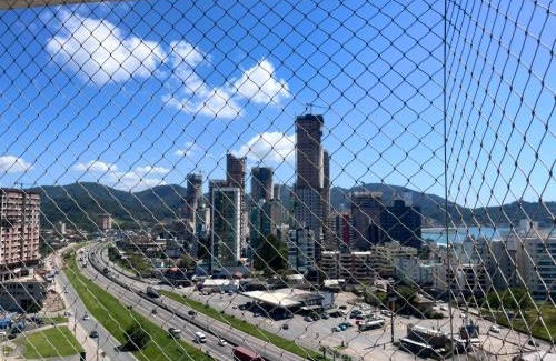 Tabuleiro dos Oliveiras Apartment | Apartamento Itapema alto padrão 5 pessoas