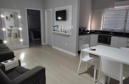 Enseada Apartment | Apartamento na Praia da Enseada, 100 mt praia