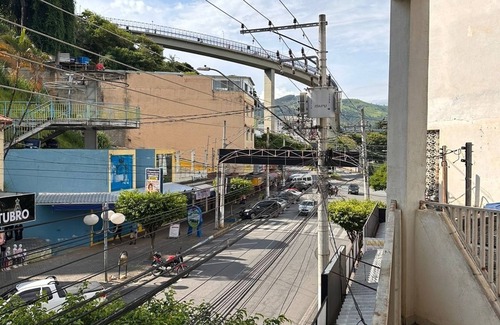 Aparecida Apartment | Apartamento na calçada do Santuário, ao lado da Feira e de frente o Teleférico.