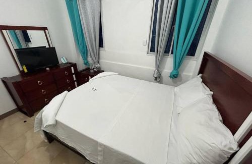 Azua Apartment | Apartamento pisó 1 parqueo, piscina, terraza y más