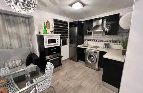 Los Pajaros Apartment | apartamento sevilla enzo