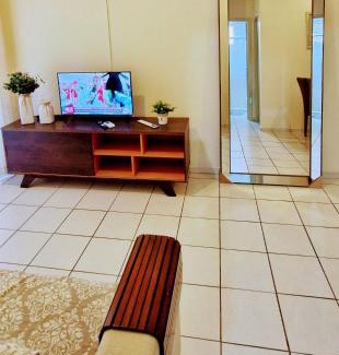 Santo Antonio Apartment | Apartamento TOP CLIMATIZADO em CRICIÚMA-SC - ótimo CUSTO-BENEFÍCIO - Cozinha completa - Cama Box - WiFI - Smart TV - Apps YouTube - NetFlix - Prime Vídeo - Garagem coberta - Portaria Digital 24h - Lugar sossegado e arborizado - Acomoda até 5 pessoas