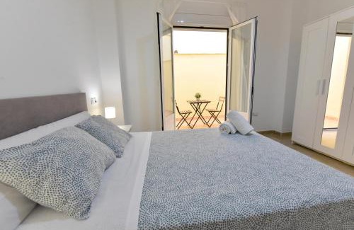 Alcala Del Rio Apartment | Apartamentos Económicos | 10 minutos Sevilla | BA