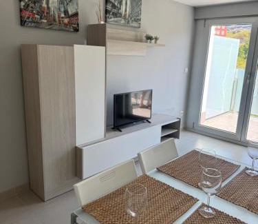 Malpica de Bergantinos Apartment | Apartamentos en la playa