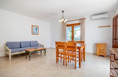 Cala Ferrera Apartment | Apartamentos Karin 1ºC