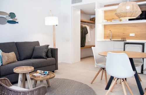 Calo de Sant Agusti Apartment | Apartamentos Pinomar