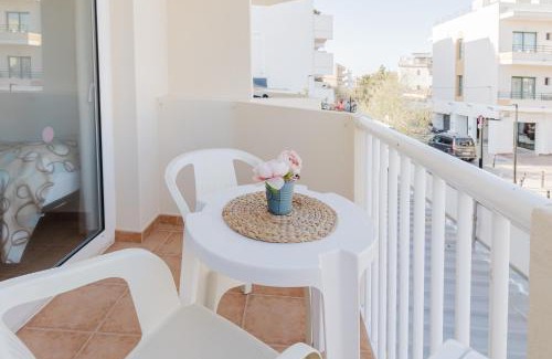 Es Pujols Apartment | Apartamentos Timon - Emar Hotels