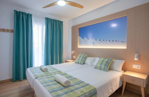 Colonia Sant Jordi Apartment | Apartaments Edificio Puerto