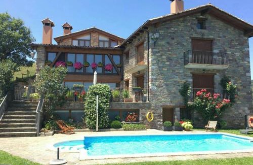 Cires Apartment | Apartaments El Tossalet