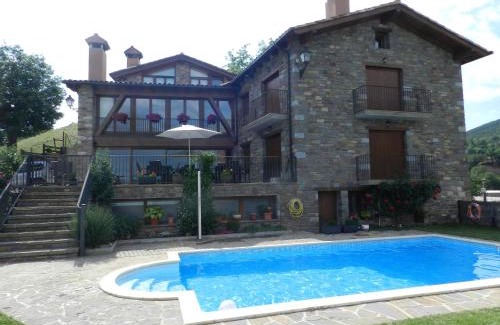 Cires Apartment | Apartaments El Tossalet