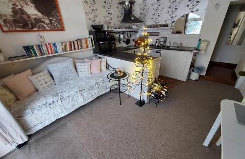 Trebic Apartment | Apartmán Aromasalon