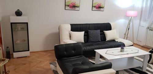 Sanski-Most Apartment | Apartman Hana