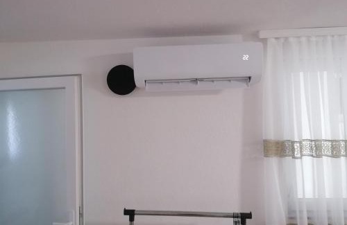 Visoko Apartment | Apartman Royal sa GARAŽOM i KLIMOM