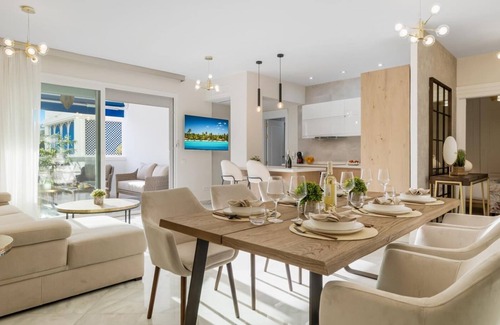 Puerto Banus Apartment | Apartment in Playas del Duque for 6 people | Casa Córdoba 111