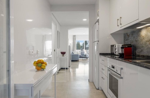 Puerto Banus Apartment | Apartment in Medina Garden for 4 people | 221