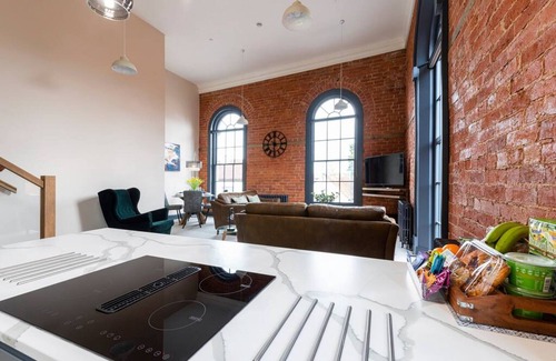 Edwinstowe Apartment | Apartment 1 The Old Chapel apartments, in the heart of Sherwood Forest