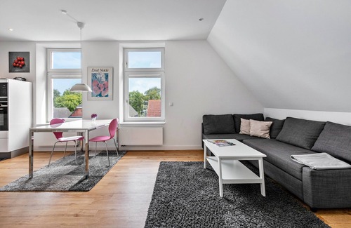 Heide Apartment | Apartment '3' with Private Garden