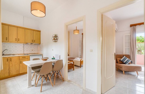 Astrakeri Apartment | Apartment '3' with Sea View, Wi-Fi and Air Conditioning