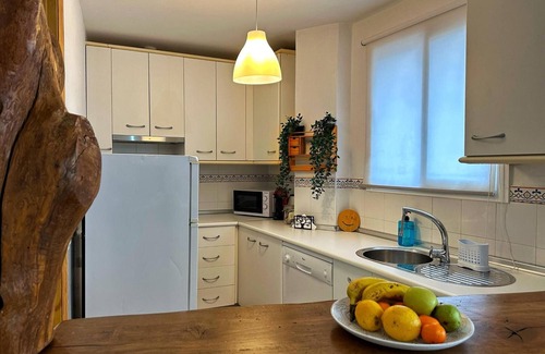 Guejar Sierra Apartment | Apartment 'Alojamiento El Pilar' with Mountain View and Wi-Fi