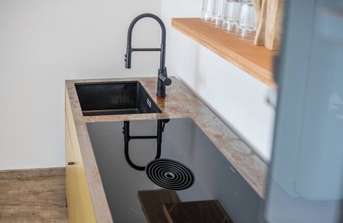 Bad Toelz Apartment | Apartment 'Altstadtloft' with Wi-Fi