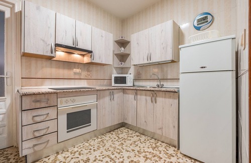 Guejar Sierra Apartment | Apartment 'Apartamento B' with Private Terrace and Wi-Fi