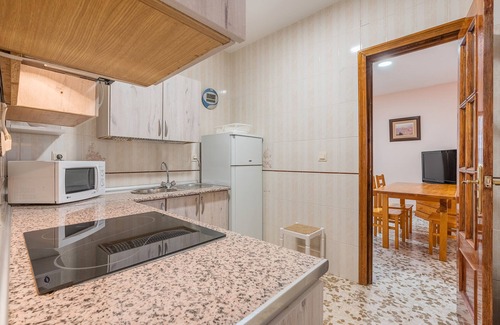 Guejar Sierra Apartment | Apartment 'Apartamento B' with Private Terrace and Wi-Fi