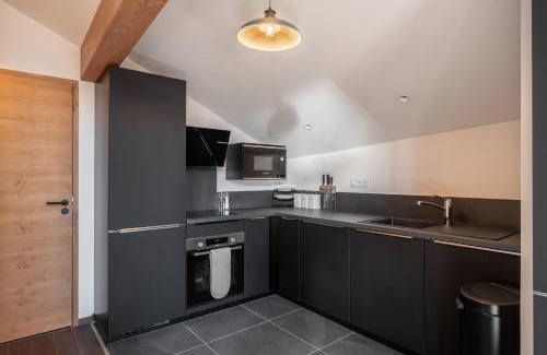 Eclose-Est Apartment | Apartment Ascar Alpe d'Huez - by EMERALD STAY