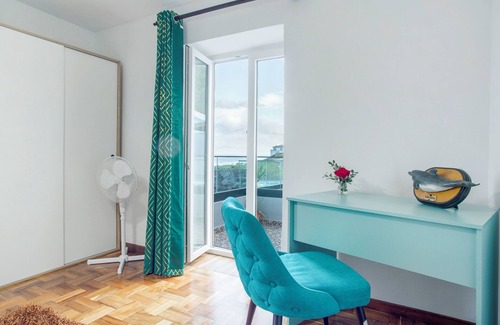 Sao Vicente Apartment | Apartment 'Beach Front Flat' with Sea View, Private Terrace and Wi-Fi