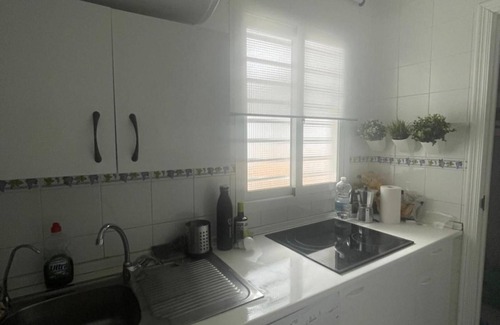 Barbate Apartment | Apartment 'Beach House' with Wi-Fi and Air Conditioning