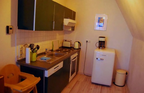 Warnemuende Apartment | Apartment Cajus - centrally located "Am Alten Strom" with quiet roof terrace