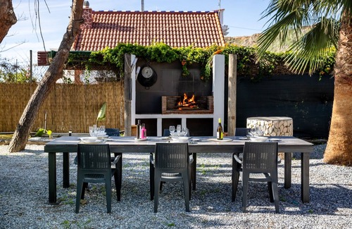 Almayate Bajo Apartment | Apartment 'Casa 3' with Beach View, Wi-Fi and Air Conditioning