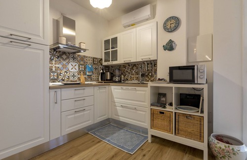Pivarada Apartment | Apartment 'Casa Cordemar Alghero' with Private Terrace, Wi-Fi and Air Conditioning