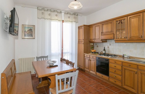 San Vincenzo Other | Apartment Casa Rurale Capraia with Sea View, Wi-Fi, Pool and Garden