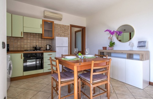 Pivarada Apartment | Apartment 'Casa Vacanze Emma' with Mountain View, Wi-Fi and Air Conditioning