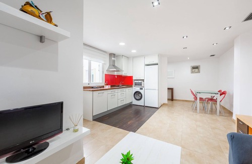 Adra Apartment | Apartment 'El Faro' with Mountain View and Air Conditioning