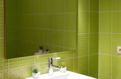 Fao Apartment | Apartment 'Fão' with Shared Pool, Shared Garden and Wi-Fi