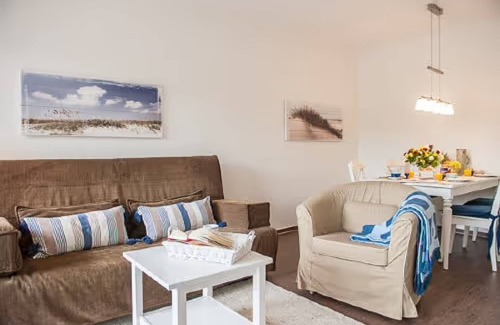 Flensburg Apartment | Apartment 'Ferienwohnung Flensburger Brise' with Balcony and Wi-Fi