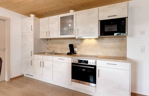 Unadingen Apartment | Apartment 'Ferienwohnung Gauchach' with Shared Garden, Balcony and Wi-Fi
