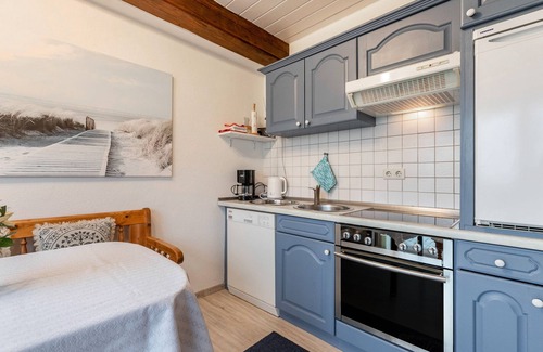 Bordelum Apartment | Apartment 'Ferienwohnung 2 Gänse' with Shared Garden and Wi-Fi