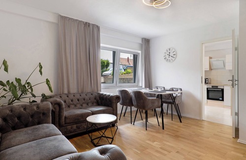 Hoffenheim Apartment | Apartment 'Ferienwohnung' with Private Terrace, Private Garden and Wi-Fi