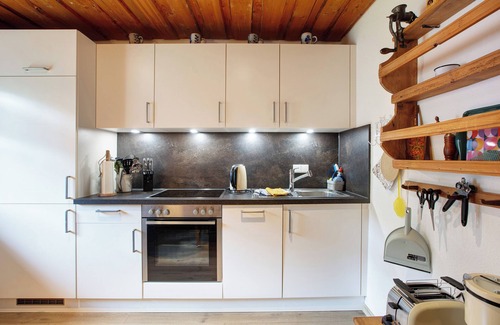 Blasiwald Apartment | Apartment 'Florianshütte' with Shared Garden, Balcony and Wi-Fi