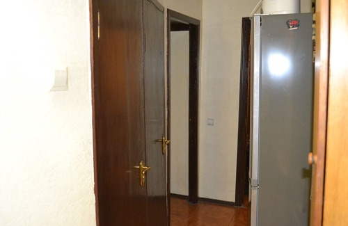 Dniprovs'kyi District Apartment | Apartment for rent in Kiev