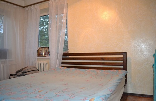 Dniprovs'kyi District Apartment | Apartment for rent in Kiev