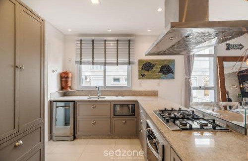 Cachoeira do Bom Jesus Apartment | Apartment Front to the Sea with Barbecue VDR0202