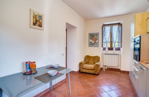 Umbertide House | Apartment 'Girasole ad Antico Casale '700' with Shared Pool & Wi-Fi