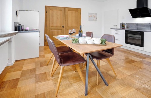 Sausenheim Apartment | Apartment "Goldberg" - Living in the Winery